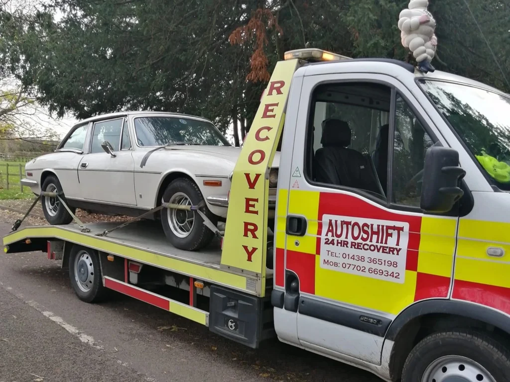 When Is a Recovery Truck Required Instead of Roadside Assistance?